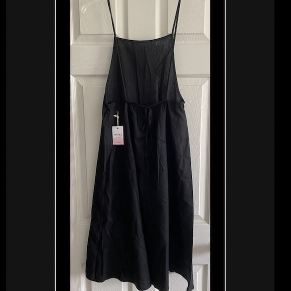 Linen dress - Picture 2 of 3